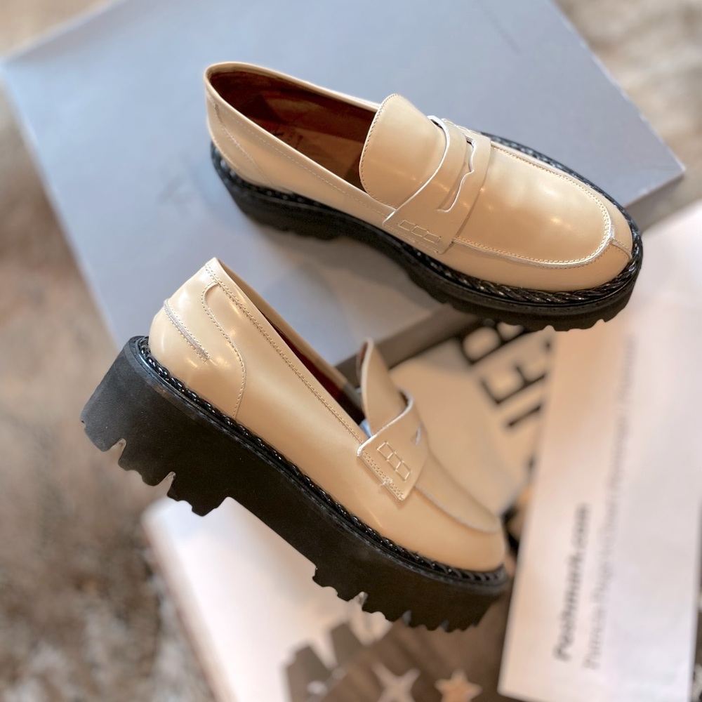 Aquatalia Alexi Lug Sole Loafer - Picture 11 of 12